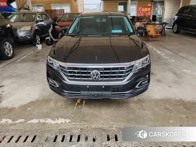 Volkswagen Passat 2023 Черный из Китая, фото 2