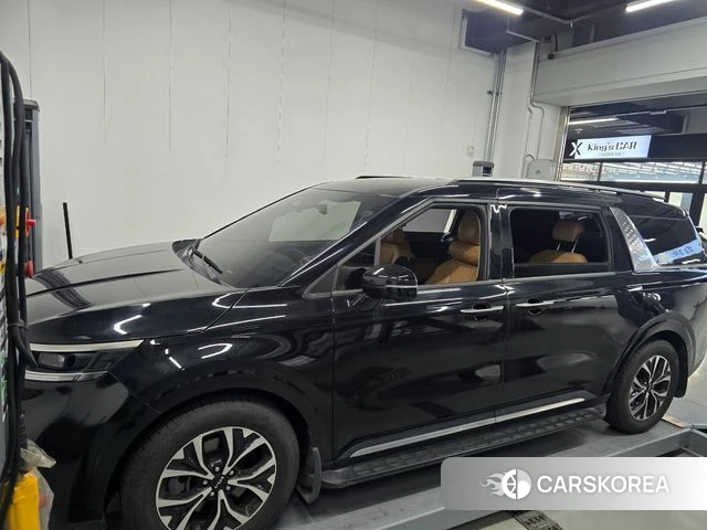 Kia Carnival 4th generation 2022 Черный из Кореи, фото 3