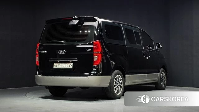 Hyundai The New Grand Starex id 4459571 из Кореи 12