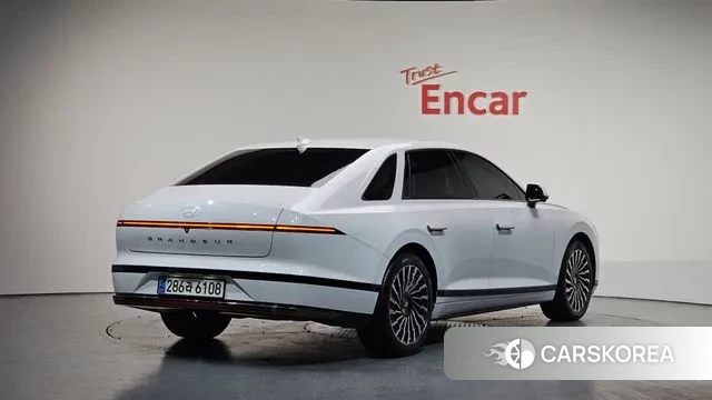 Hyundai Grandeur Hybrid (GN7) id 3452446 из Кореи 12