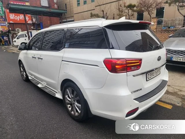 Kia The New Carnival id 3692566 из Кореи 12