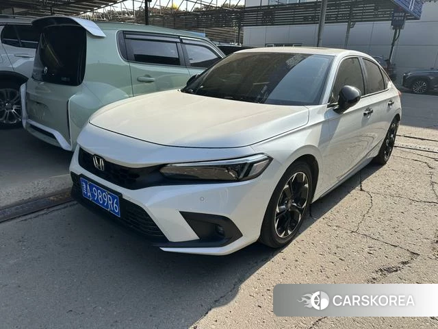 Honda Civic 2023 Белый из Китая, фото 2