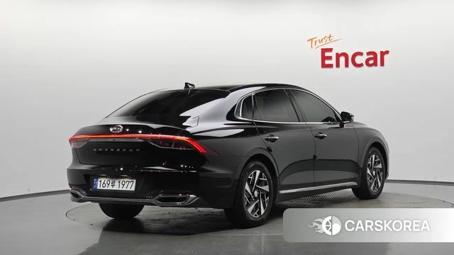 Hyundai The New Grandeur IG Hybrid id 4422887 из Кореи 12