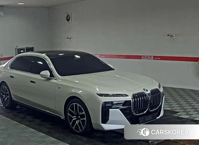 BMW 7 Series (G70) id 4691583 из Кореи 11