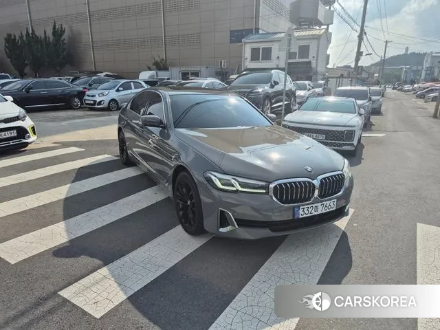 BMW 5 Series (G30) id 3059548 из Кореи 12