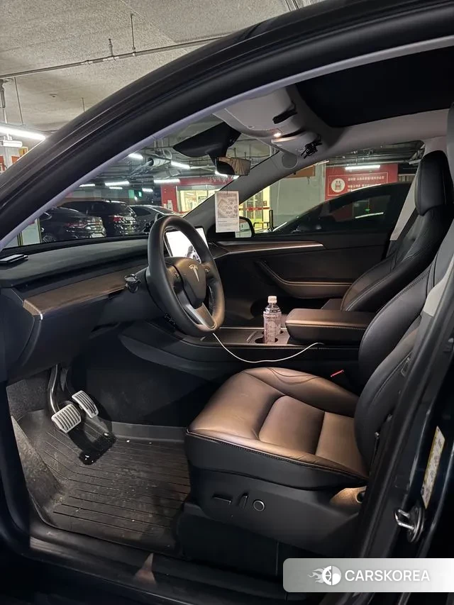 Tesla Model Y 2024 Серый из Кореи, фото 2