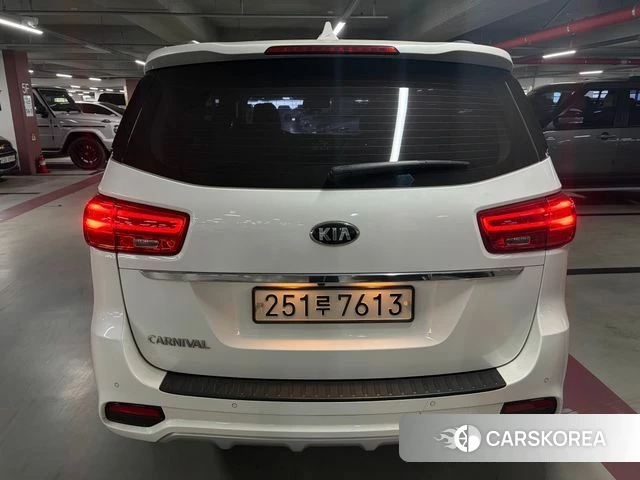 Kia The New Carnival 2018 Белый из Кореи, фото 4