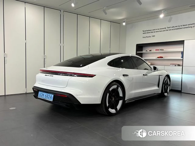 Porsche Taycan 2025 Белый из Кореи, фото 4
