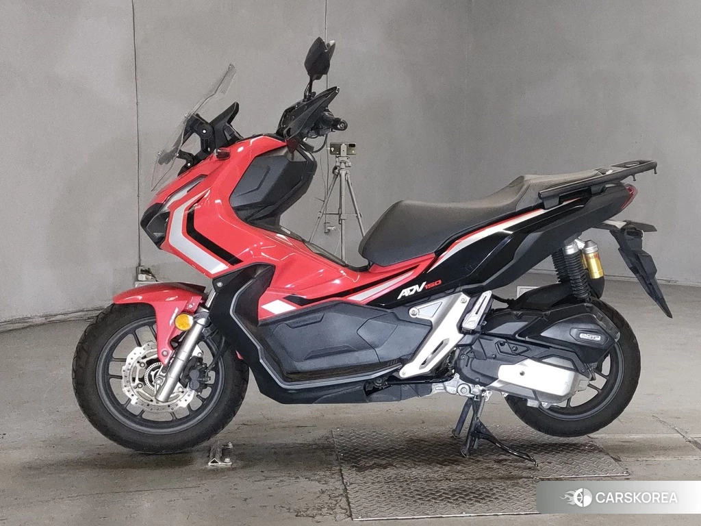 Проданный Honda ADV150 2019 из Японии