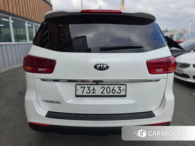 Kia The New Carnival 2020 Белый из Кореи, фото 2