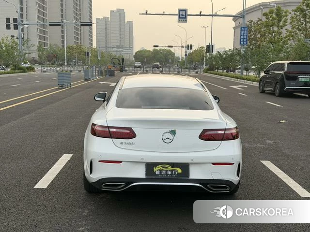 Mercedes-Benz E-class (imported) 2021 Белый из Китая, фото 2