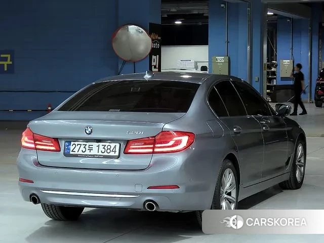 BMW 5 Series (G30) id 3509820 из Кореи 12