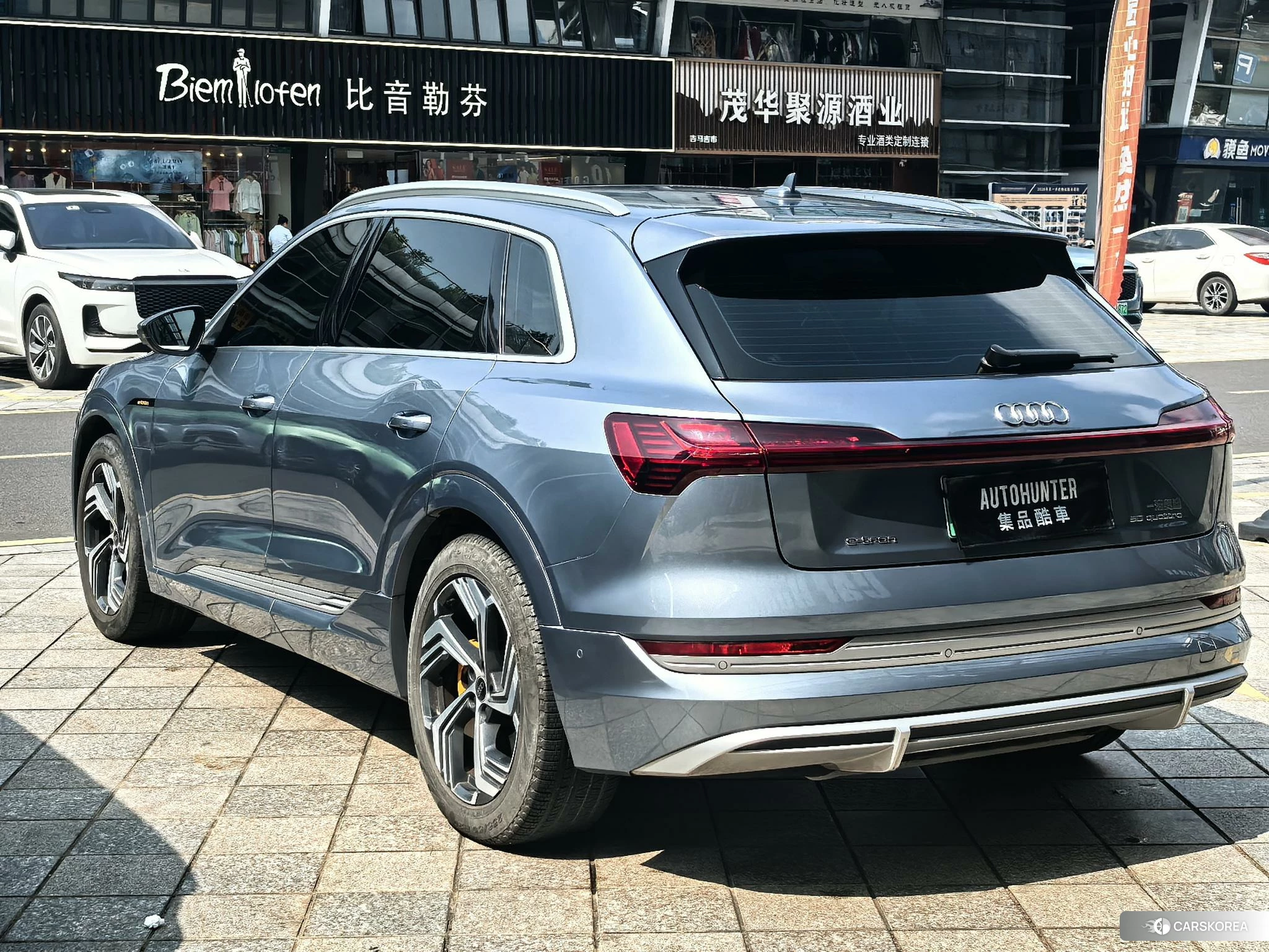 Audi e-tron 2021 Серебристо-серый из Китая, фото 5