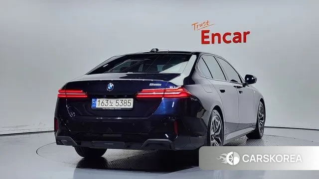 BMW 5 Series (G60) id 2988837 из Кореи 12