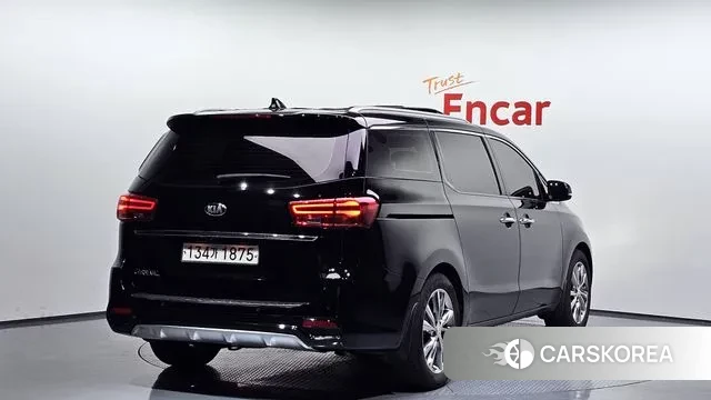 Kia The New Carnival id 2523330 из Кореи 12