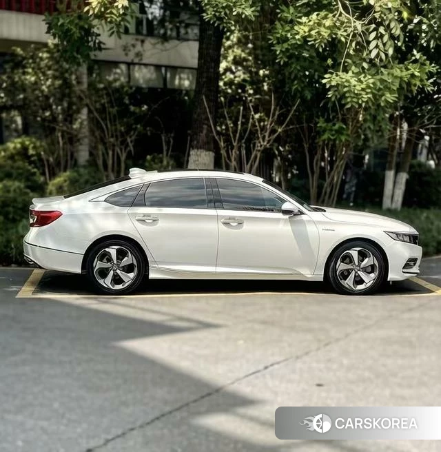 Honda Accord 2021 Белый из Китая, фото 4