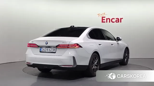 BMW 5 Series (G60) id 3457052 из Кореи 12