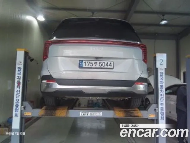 Kia The New Carnival 4th Generation 2023 Серый из Кореи, фото 2