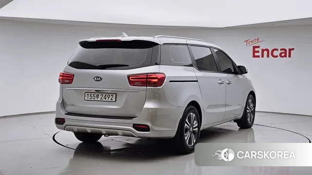 Kia The New Carnival id 3765928 из Кореи 12