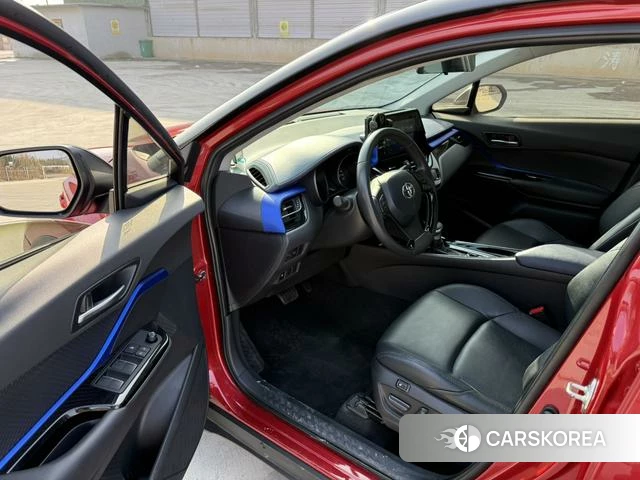 Toyota C-HR id 4259215 из Китая 7