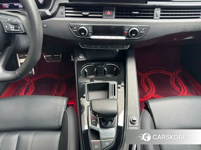 Audi A4L id 4341895 из Китая 10