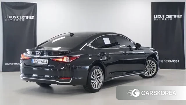 Lexus ES300h 7th generation id 3732543 из Кореи 9