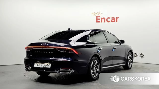 Hyundai The New Grandeur IG Hybrid id 3955051 из Кореи 12