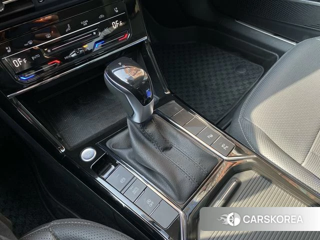 Volkswagen Passat id 4265744 из Китая 12