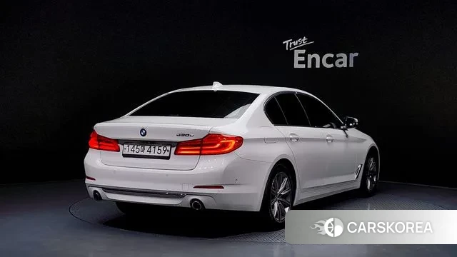 BMW 5 Series (G30) id 3412813 из Кореи 12