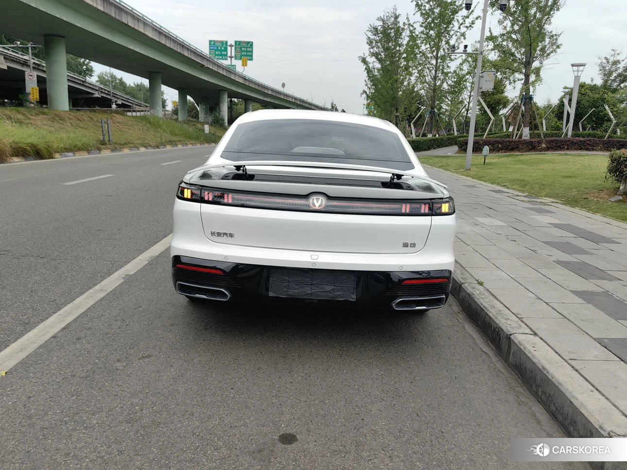 Chang'an Yidong 2025 Белый из Китая, фото 5