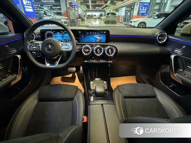 Mercedes-Benz Class A 2021 Белый из Китая, фото 5