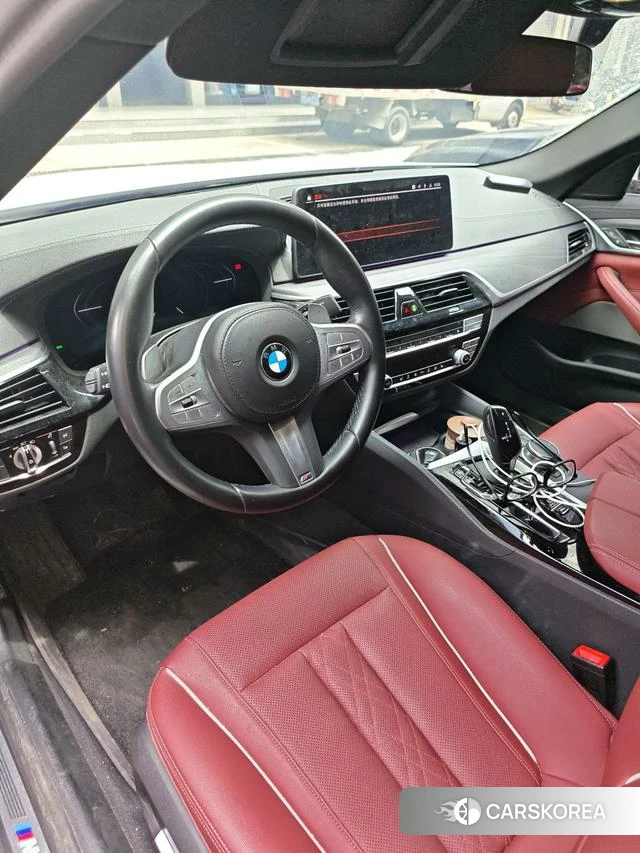 BMW 5 series 2024 Белый из Китая, фото 2
