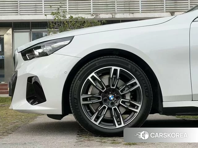 BMW 5 series id 4222198 из Китая 12