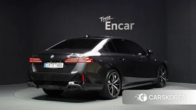 BMW 5 Series (G60) id 4649640 из Кореи 12