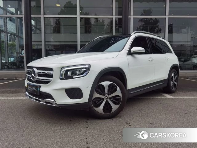 Mercedes-Benz GLB 2023 Белый из Китая, фото 4
