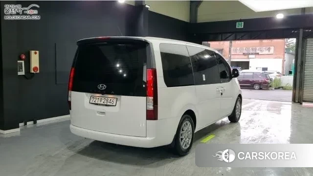 Hyundai Staria id 2939044 из Кореи 10