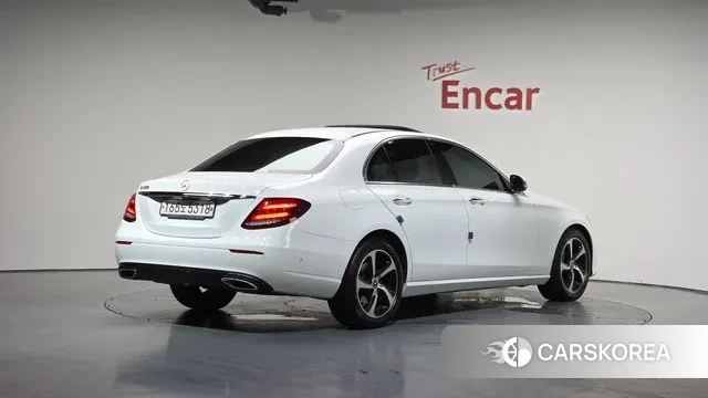 Mercedes-Benz E-Class W213 id 2902304 из Кореи 12