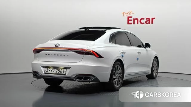Hyundai The New Grandeur IG Hybrid id 4268671 из Кореи 12