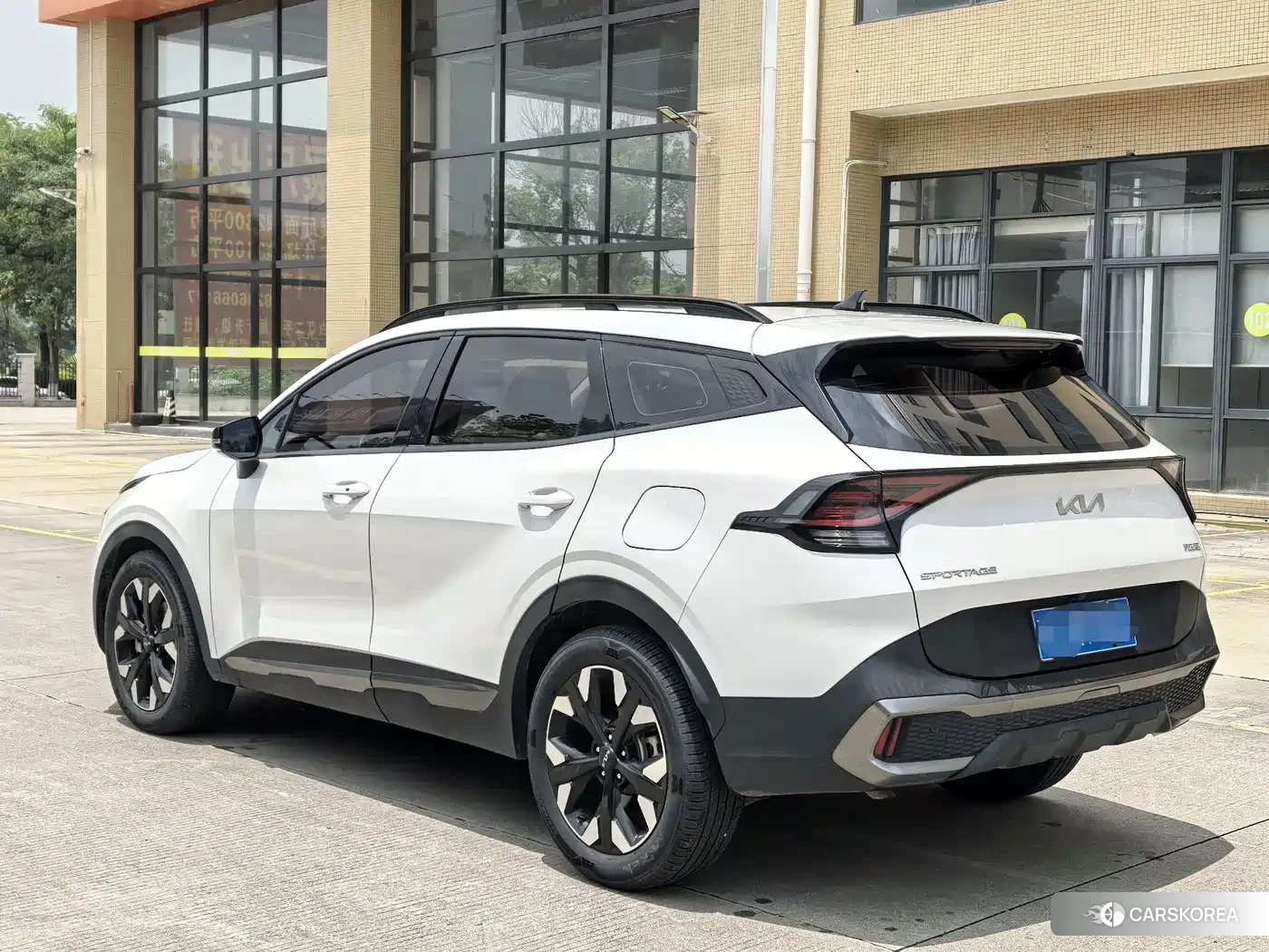 Kia Sportage 2023 Белый из Китая, фото 6