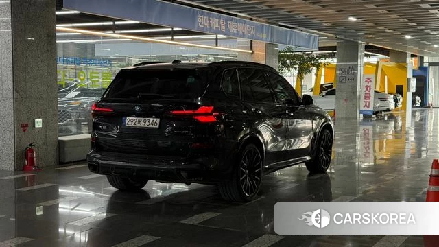 BMW X5 (G05) 2024 Черный из Кореи, фото 6