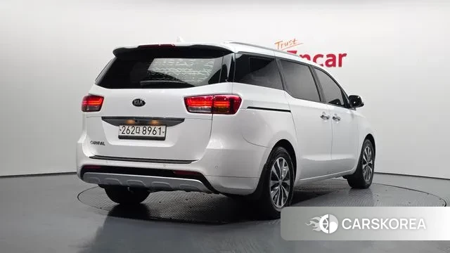 Kia All New Carnival id 3703923 из Кореи 12