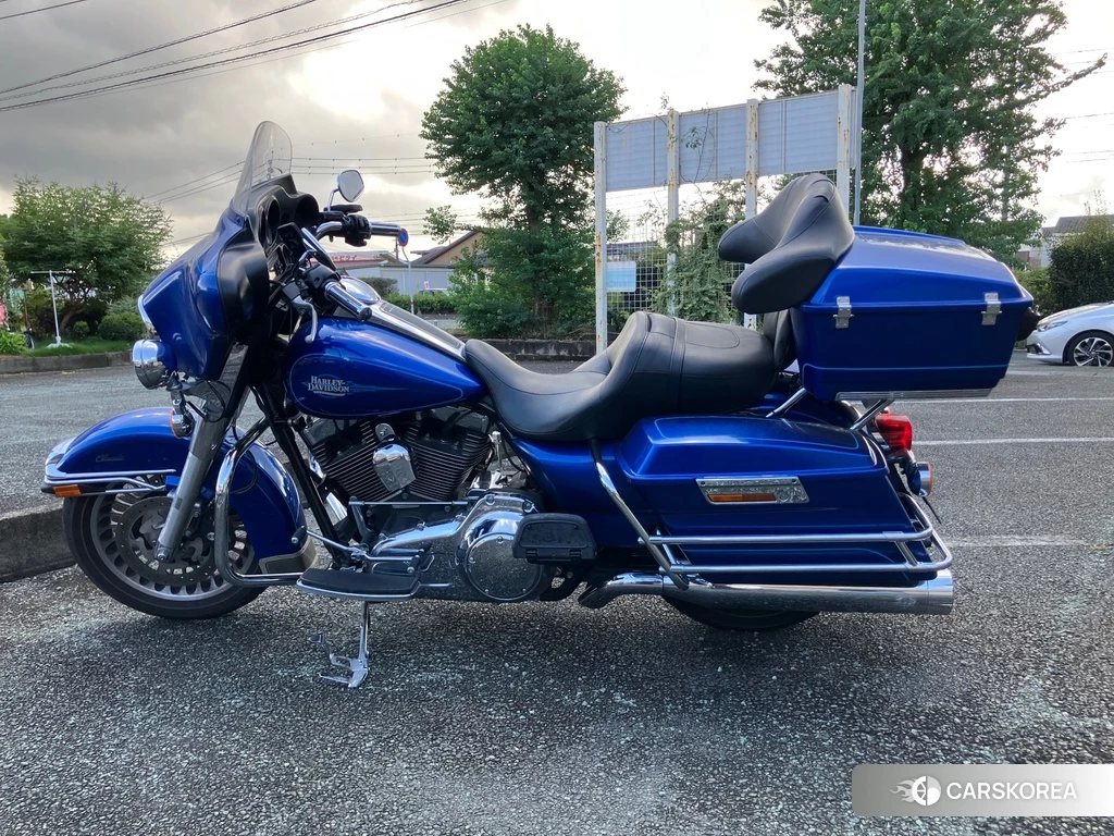 Проданный Harley-Davidson Electra Glide FLHTC1580 2010 из Японии