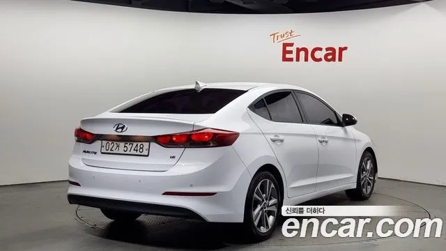 Hyundai Avante AD id 2933015 из Кореи 12