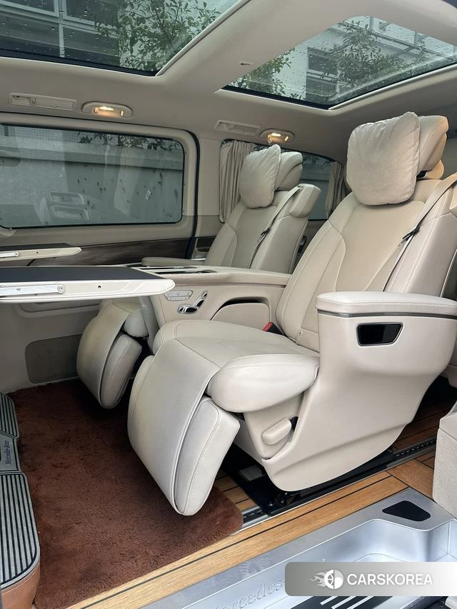Mercedes-Benz V-class 2022 Черный из Китая, фото 2