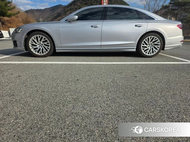 Audi A8 (D5) 2020 Серебряный из Кореи, фото 2