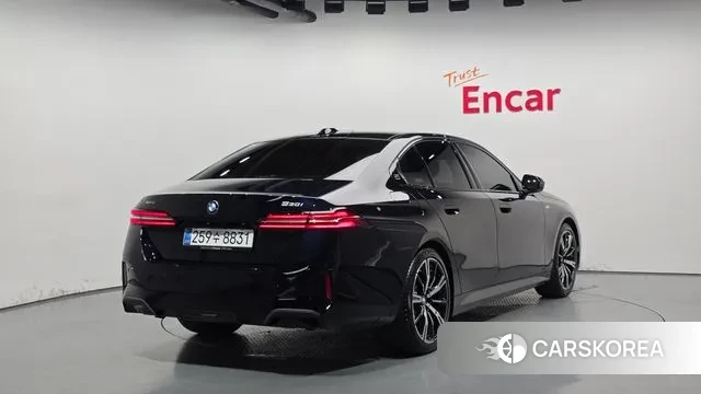 BMW 5 Series (G60) id 3410175 из Кореи 12