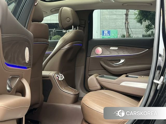 Mercedes-Benz E-class id 3907858 из Китая 12
