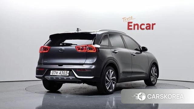 Kia Niro id 3821160 из Кореи 12