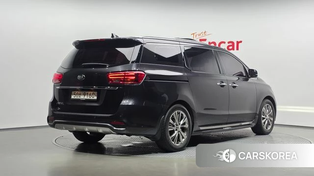 Kia The New Carnival id 4708648 из Кореи 12
