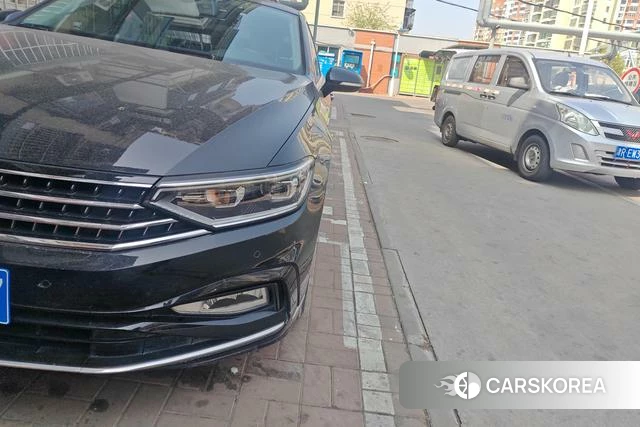 Volkswagen Magotan id 4271201 из Китая 9